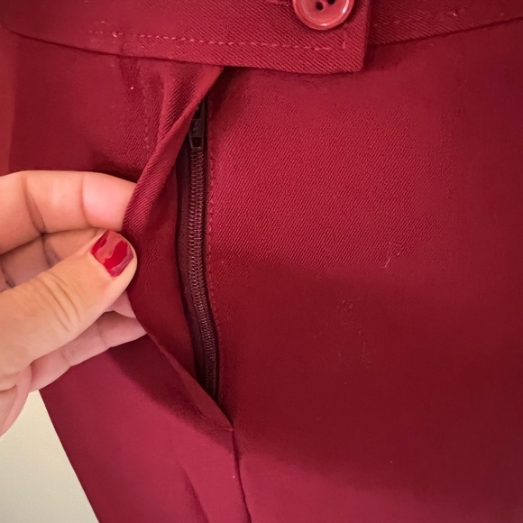 NWT Klandestine Midi Italy Pencil Skirt Euro Size 42/US 6 Burgundy, side slit - Picture 10 of 13